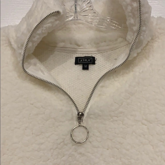 Half zip Teddy pull over - Picture 3 of 4